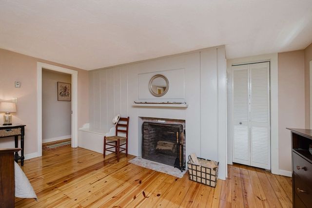63 Bay Shore Dr, Plymouth, MA 02360