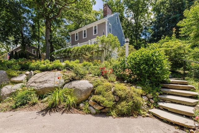 63 Bay Shore Dr, Plymouth, MA 02360