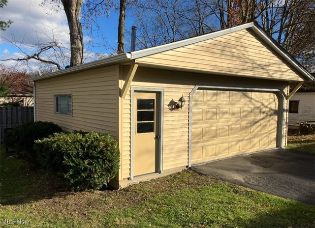 269 Westview Avenue, Hubbard, OH 44425