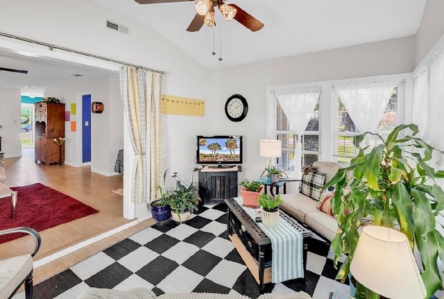 6604 Eagle Crescent, Myrtle Beach, SC 29588