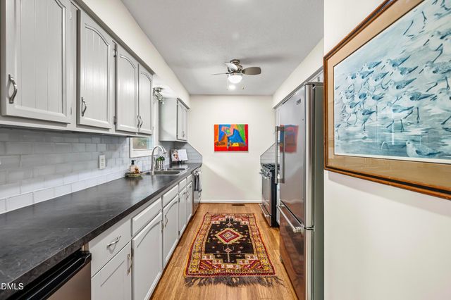 2929 Rue Sans Famille, Raleigh, NC 27607