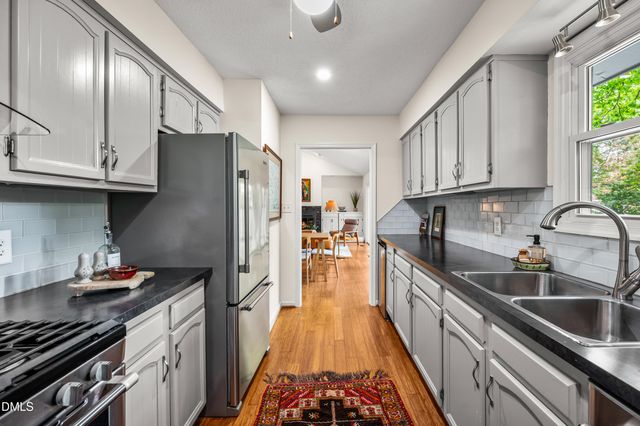 2929 Rue Sans Famille, Raleigh, NC 27607