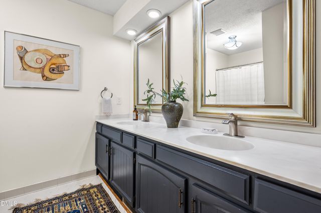 2929 Rue Sans Famille, Raleigh, NC 27607