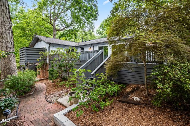 2929 Rue Sans Famille, Raleigh, NC 27607