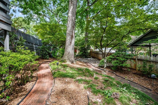 2929 Rue Sans Famille, Raleigh, NC 27607