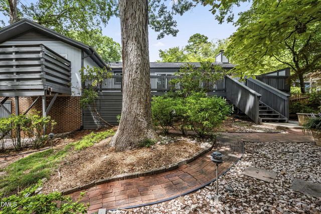 2929 Rue Sans Famille, Raleigh, NC 27607
