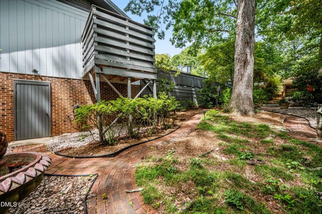 2929 Rue Sans Famille, Raleigh, NC 27607