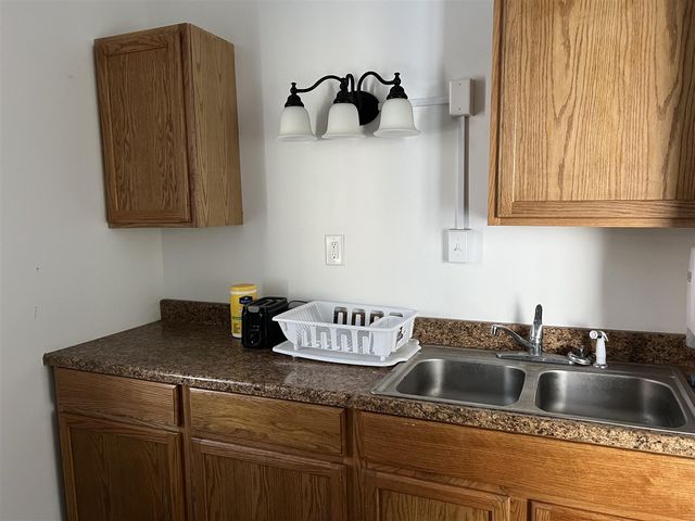 165 Capital Avenue, Battle Creek, MI 49017