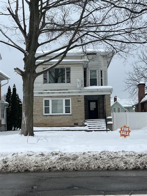 165 Capital Avenue, Battle Creek, MI 49017