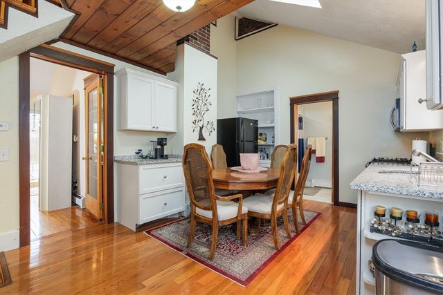 6 Hayes Ave, Beverly, MA 01915