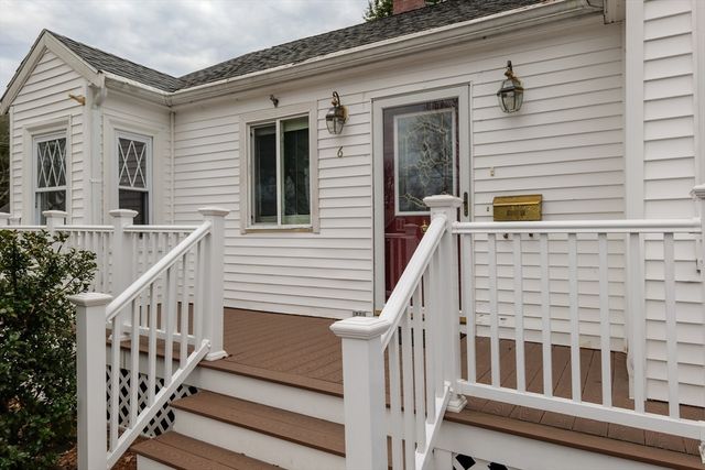 6 Hayes Ave, Beverly, MA 01915