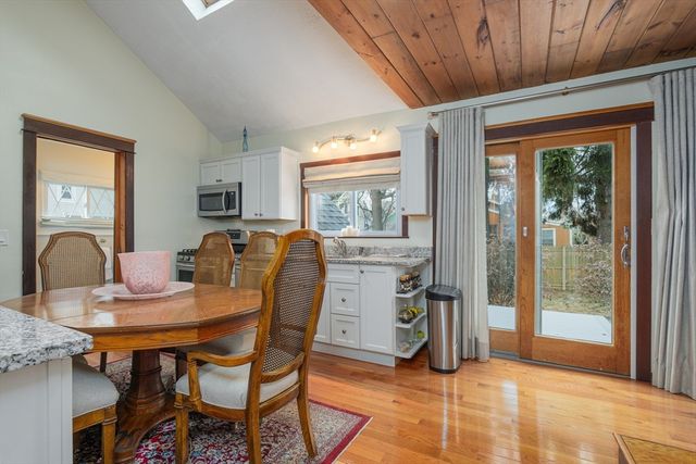 6 Hayes Ave, Beverly, MA 01915