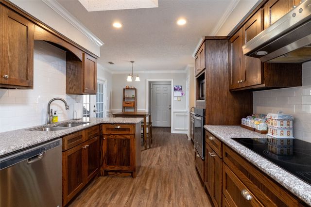 1154 Bent Oaks Drive, Denton, TX 76210