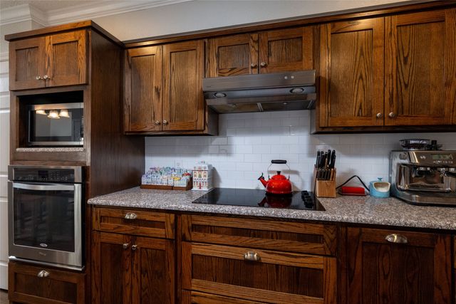 1154 Bent Oaks Drive, Denton, TX 76210