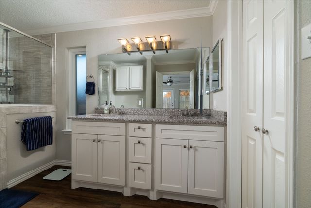 1154 Bent Oaks Drive, Denton, TX 76210