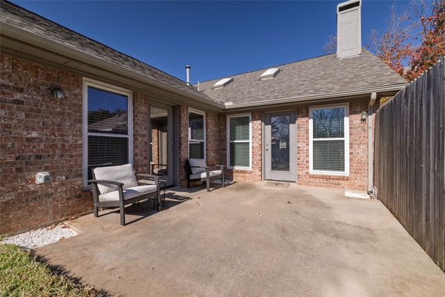 1154 Bent Oaks Drive, Denton, TX 76210
