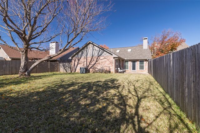 1154 Bent Oaks Drive, Denton, TX 76210