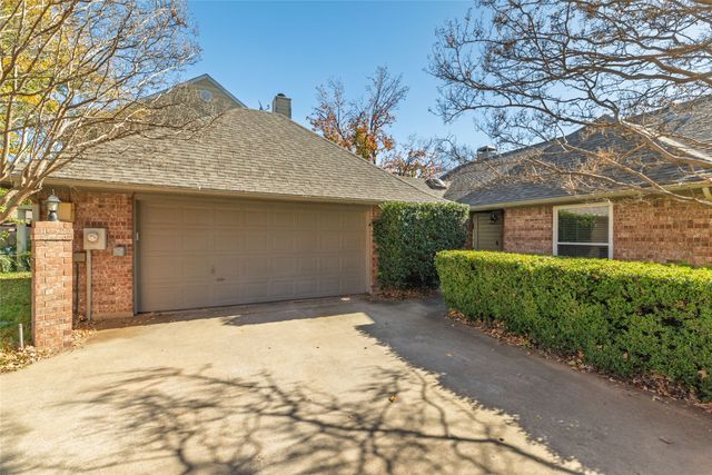 1154 Bent Oaks Drive, Denton, TX 76210