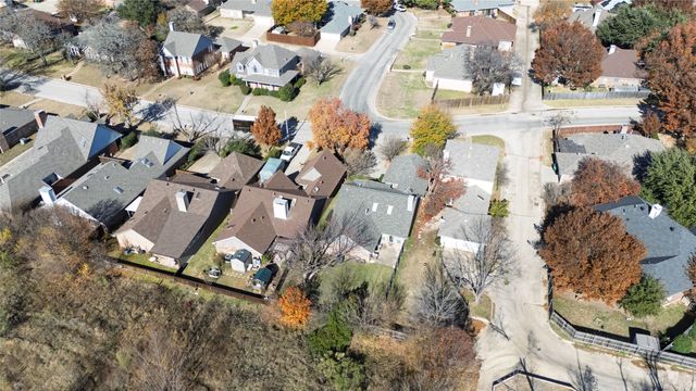 1154 Bent Oaks Drive, Denton, TX 76210