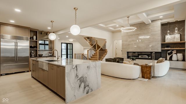 4094 Chapel Hill Court, Bargersville, IN 46106