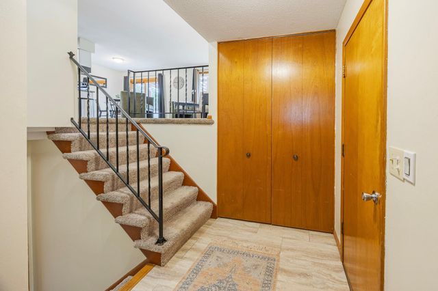 838 Jonathan Drive, Apple Valley, MN 55124