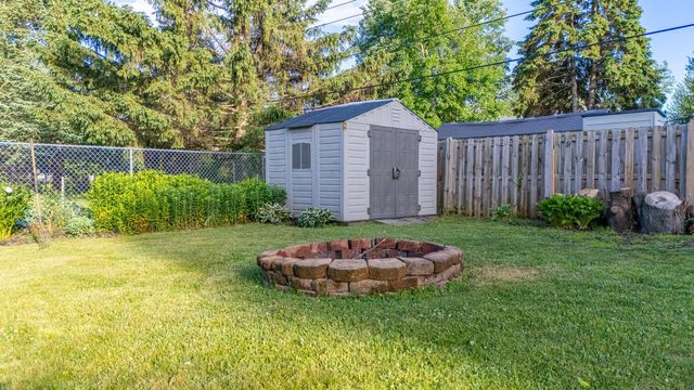 838 Jonathan Drive, Apple Valley, MN 55124
