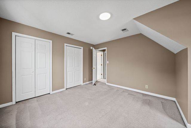 382 Brook Mead Dr, Clarksville, TN 37042