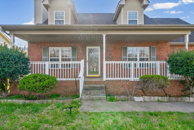 382 Brook Mead Dr, Clarksville, TN 37042