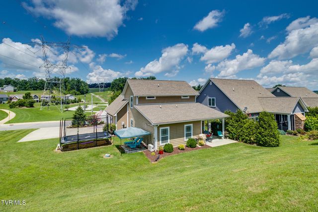 2720 Edinburgh Channel Road, Kingsport, TN 37664