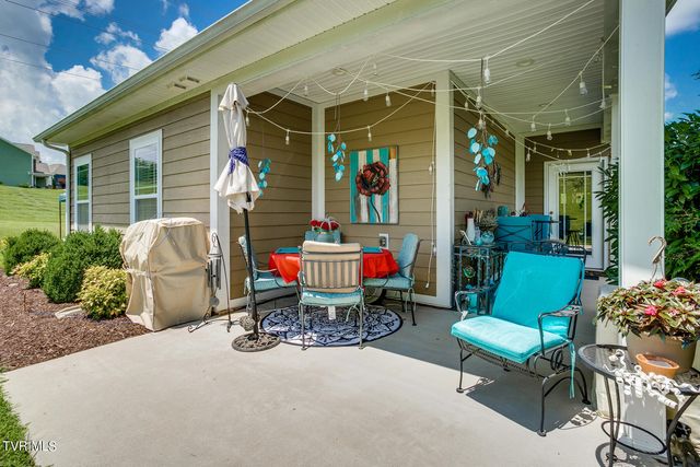2720 Edinburgh Channel Road, Kingsport, TN 37664
