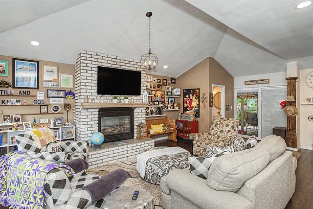 1023 3rd Street, Boone, IA 50036