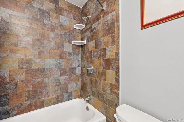 2 Moffatt Lane, Chester, NY 10918