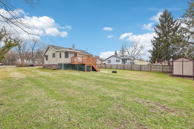 2 Moffatt Lane, Chester, NY 10918