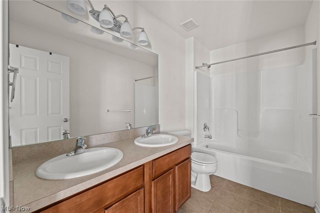 1926 E 86th Street, Cleveland, OH 44106