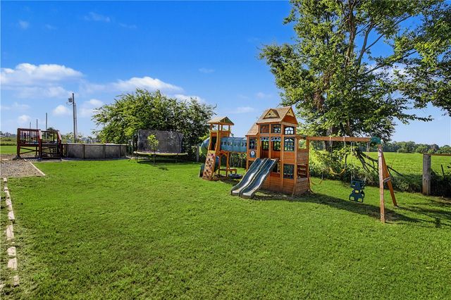 24885 Austin Road, Gravette, AR 72736