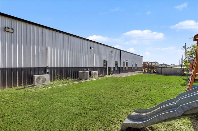 24885 Austin Road, Gravette, AR 72736