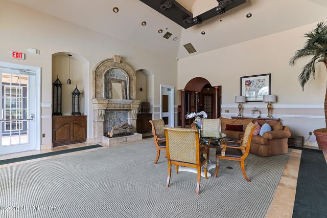 10961 BURNT MILL Road 426, Jacksonville, FL 32256