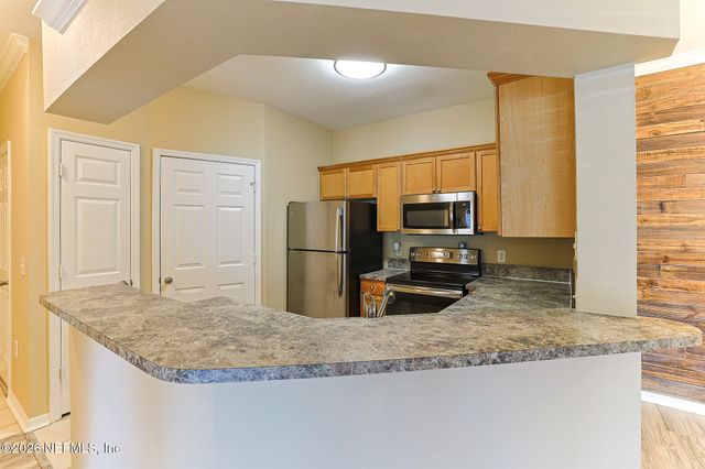 10961 BURNT MILL Road 426, Jacksonville, FL 32256