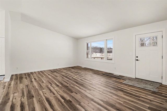 7131 W No Name Road, Ludington, MI 49431