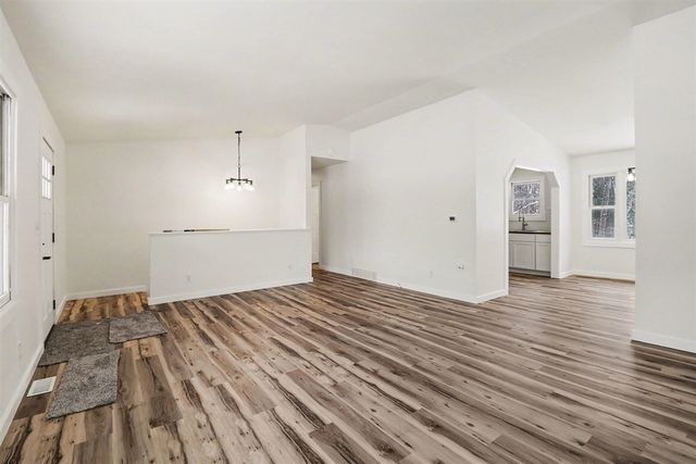 7131 W No Name Road, Ludington, MI 49431