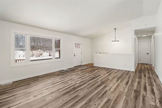 7131 W No Name Road, Ludington, MI 49431