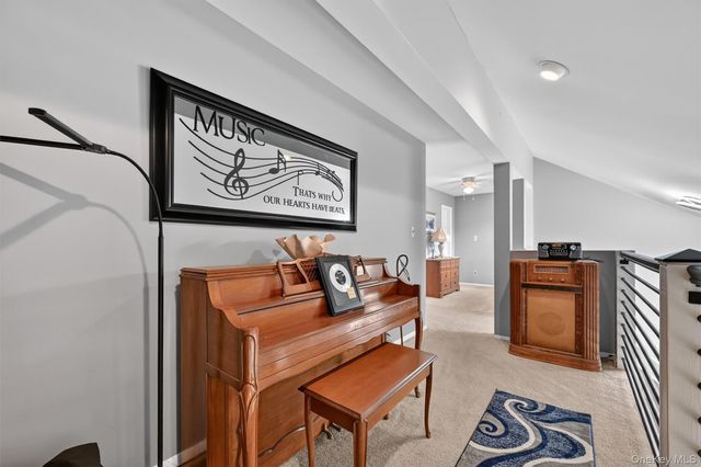 385 Route 284, Westtown, NY 10998