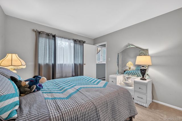 385 Route 284, Westtown, NY 10998