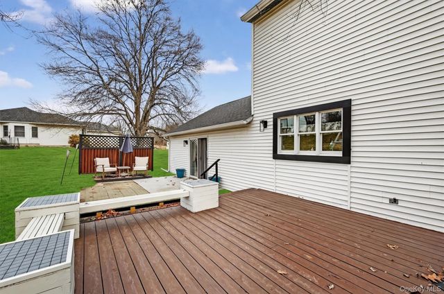 385 Route 284, Westtown, NY 10998