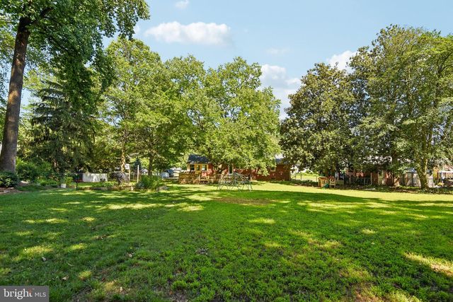 3502 BURROWS AVE, Fairfax, VA 22030