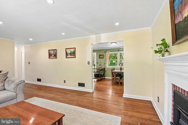 3502 BURROWS AVE, Fairfax, VA 22030