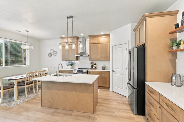 6924 E 11th Ave, Spokane Valley, WA 99212
