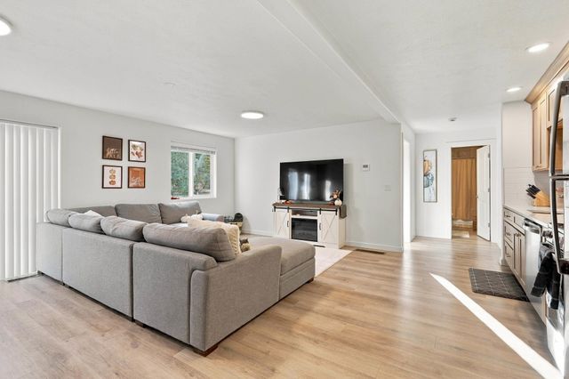 6924 E 11th Ave, Spokane Valley, WA 99212