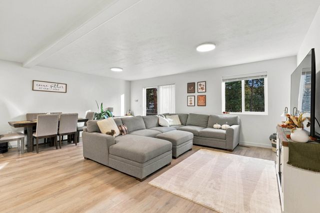 6924 E 11th Ave, Spokane Valley, WA 99212