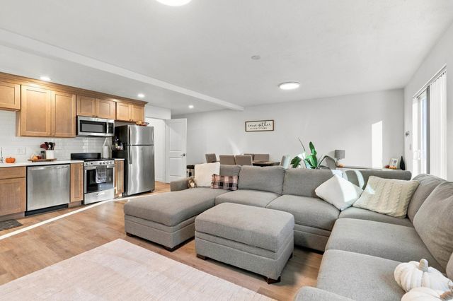 6924 E 11th Ave, Spokane Valley, WA 99212
